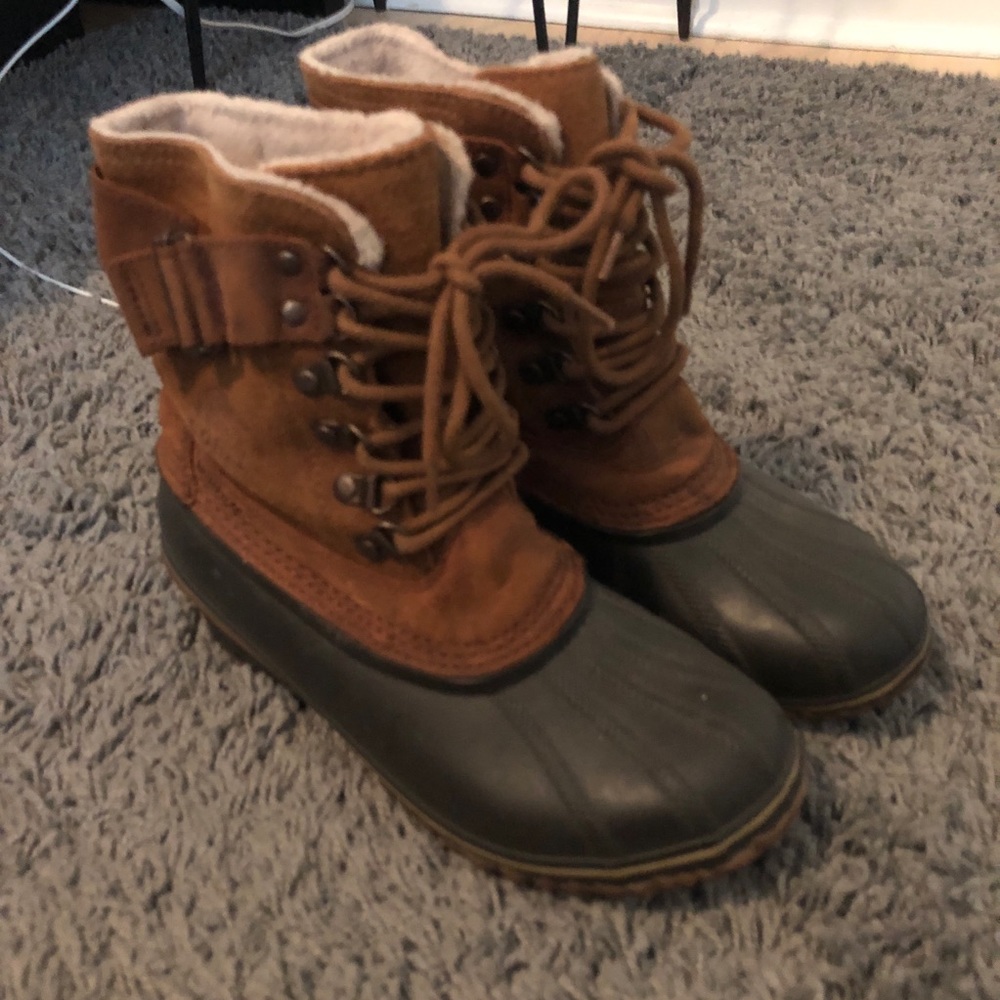 SOREL WINTER BOOTS